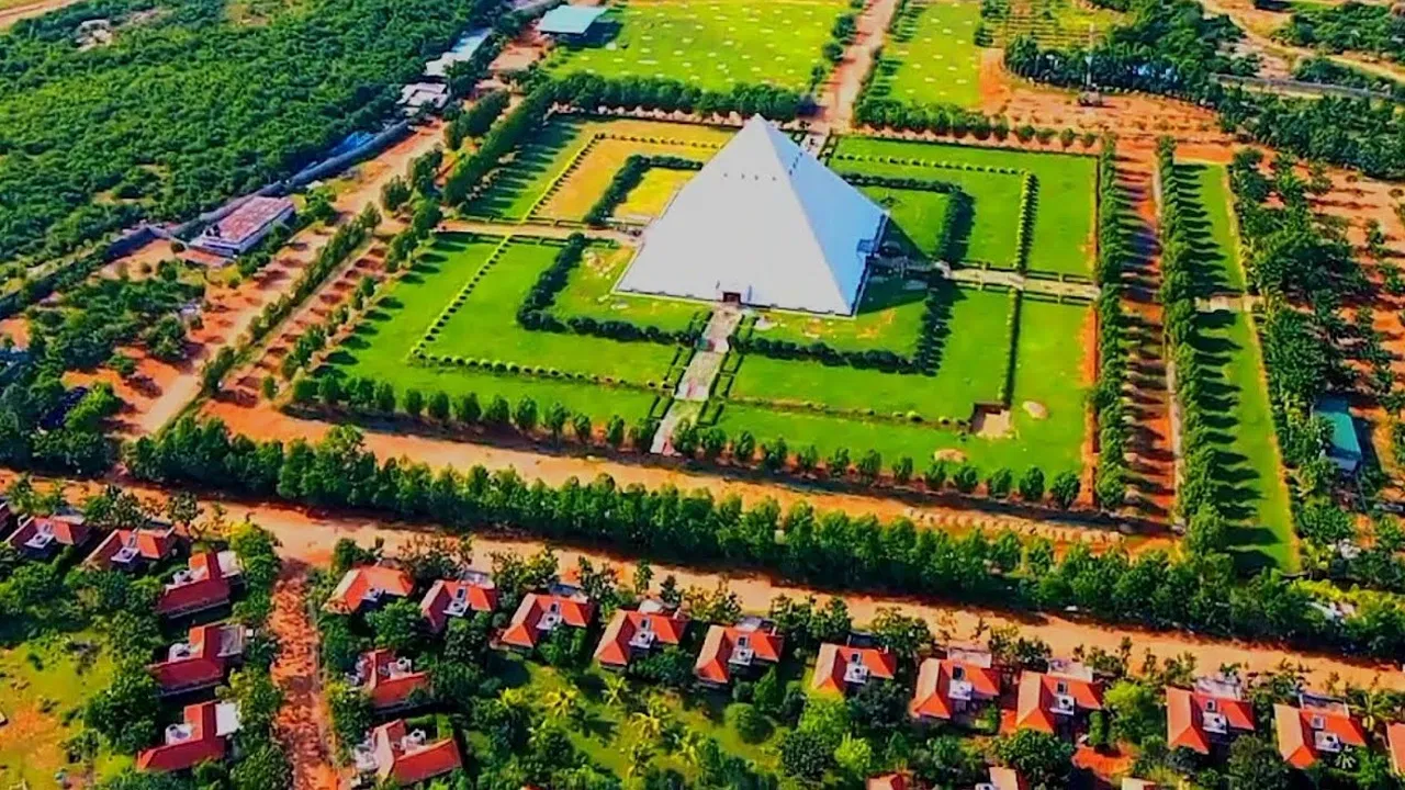 Maheswara Maha Pyramid